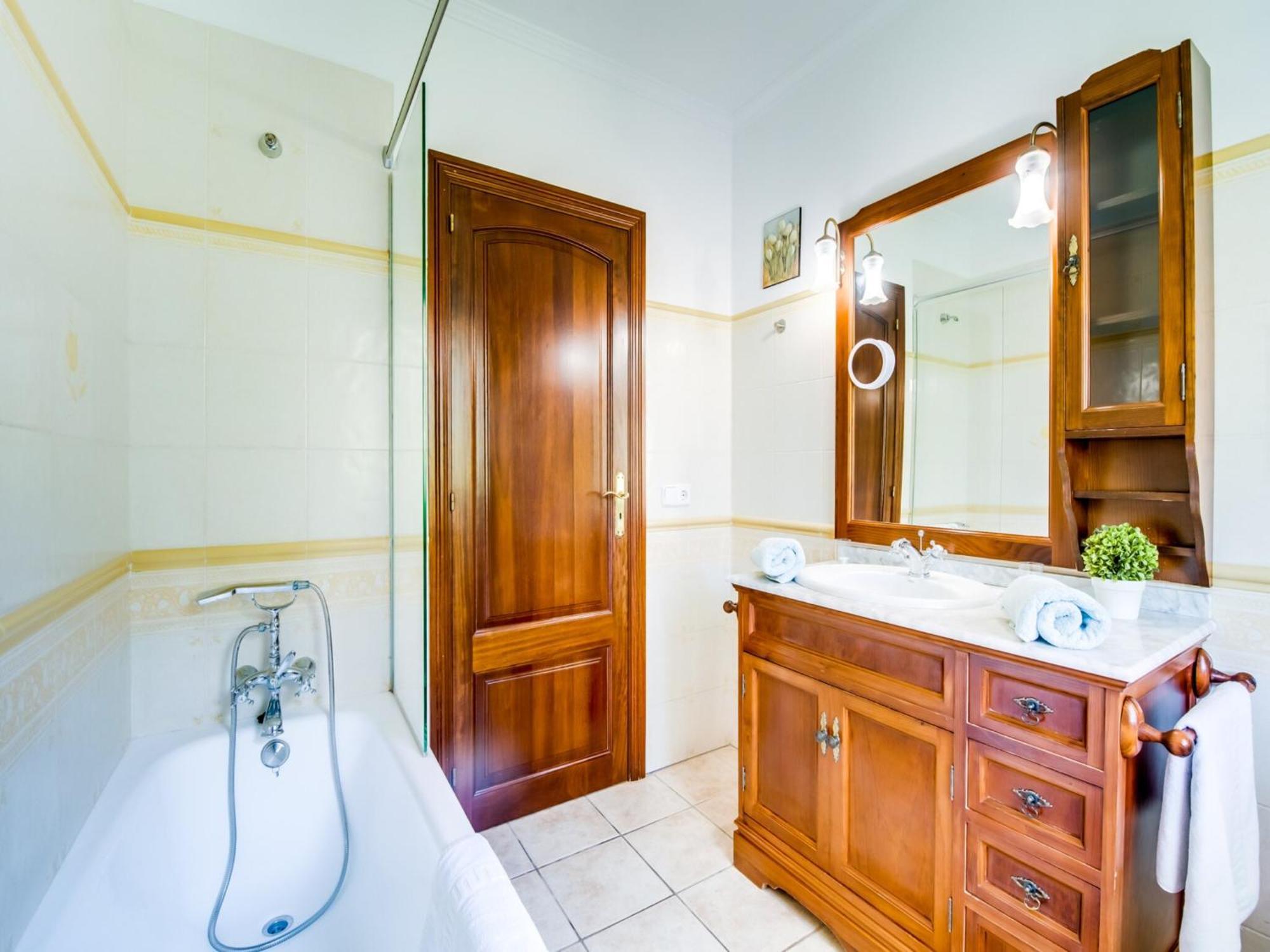Elegant With Private Pool Casa vacanze