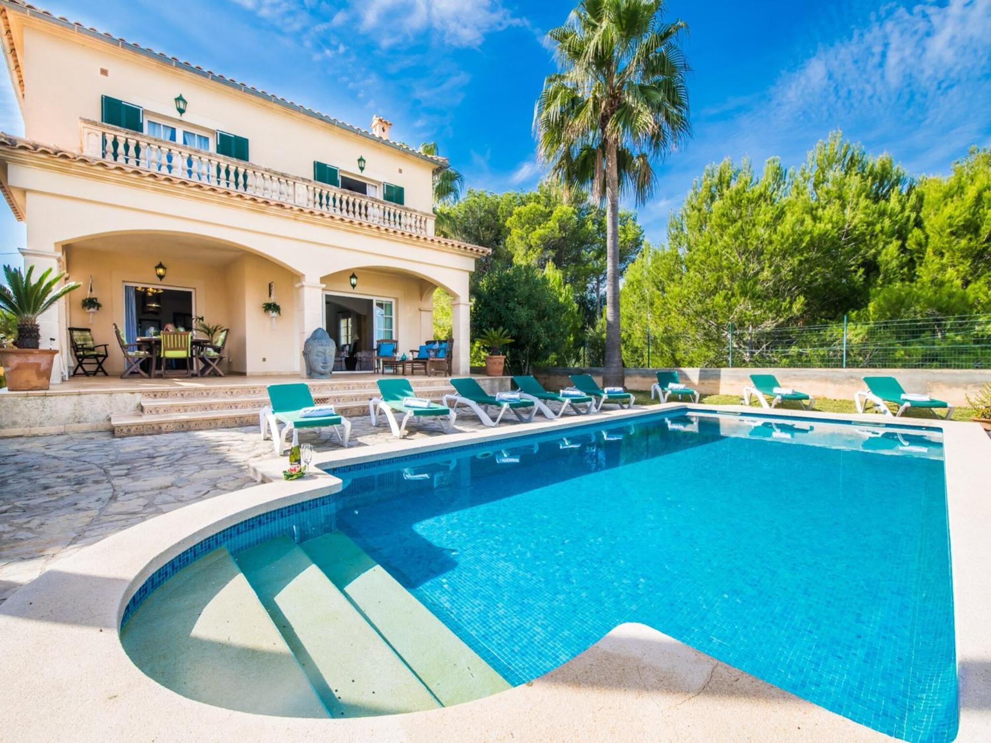 Elegant With Private Pool Alcúdia