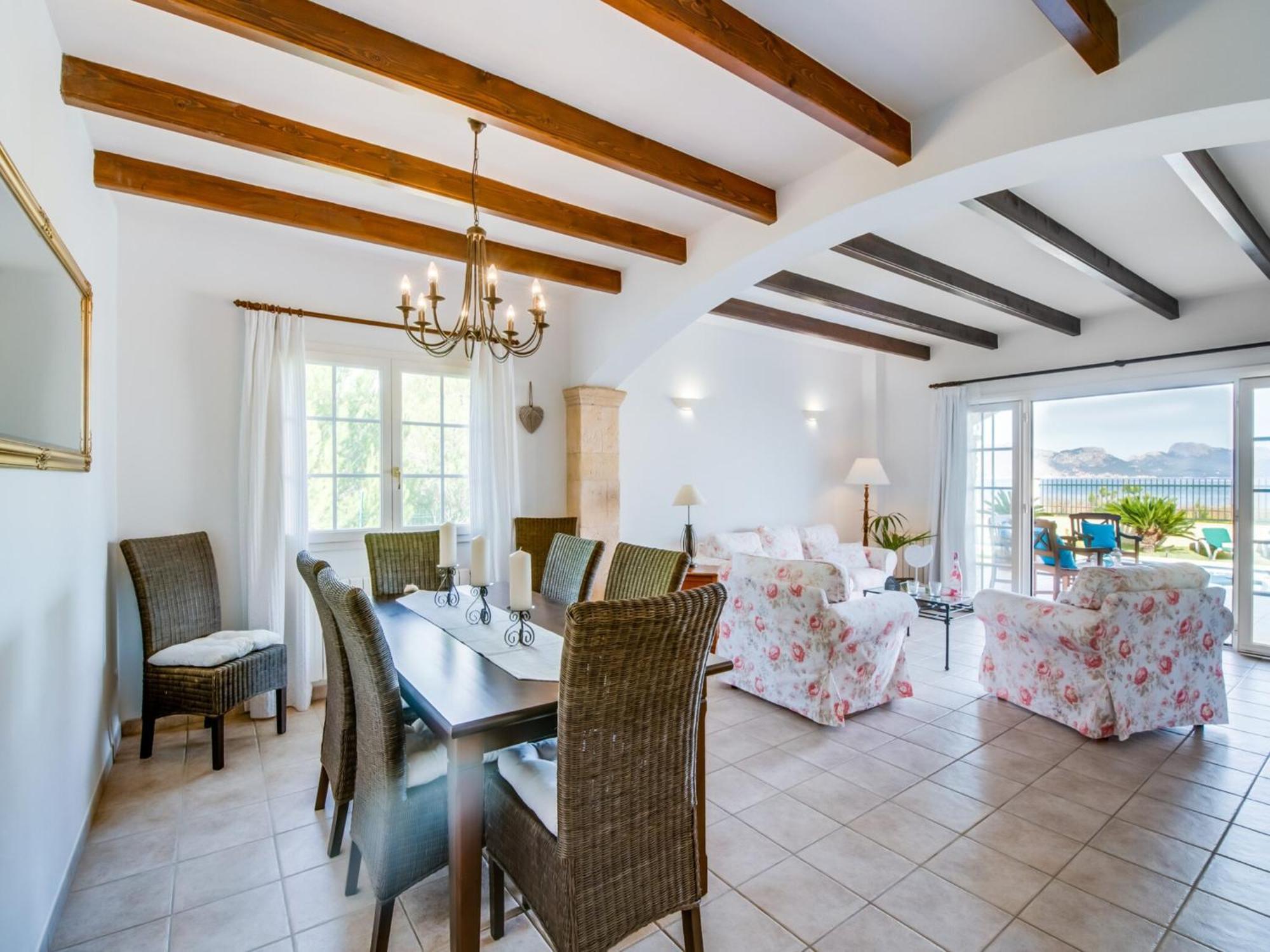 Elegant With Private Pool *