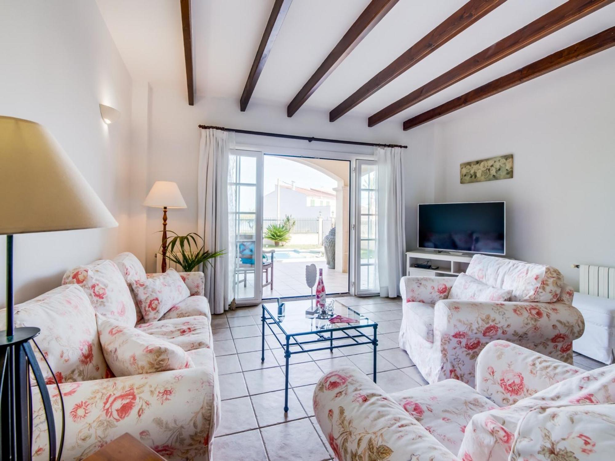 Elegant With Private Pool